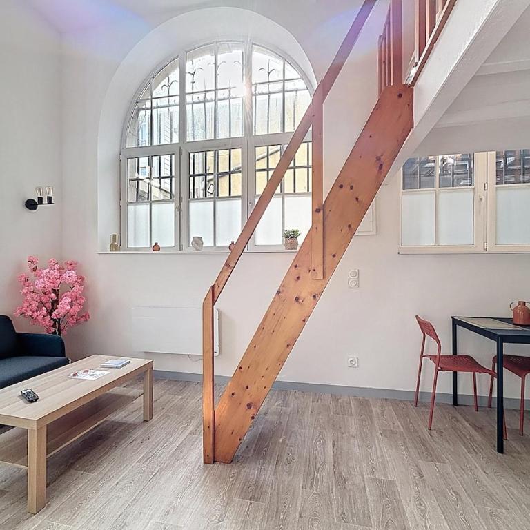 Joli Studio rénové avec mezzanine Hyper centre - Appartement 1 Chambre - 4