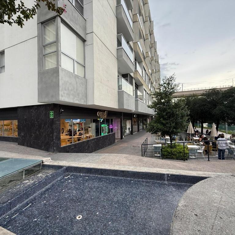 Departamento dentro paseo Santa Lucía Monterrey - Two-Bedroom Apartment - 21