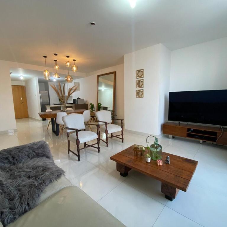 Departamento dentro paseo Santa Lucía Monterrey - Two-Bedroom Apartment - 23