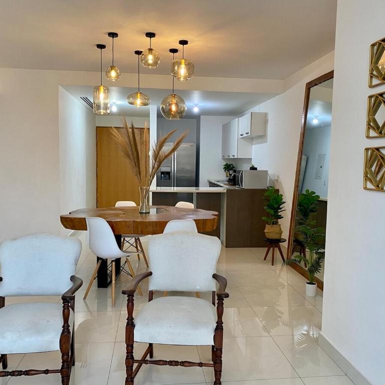 Departamento dentro paseo Santa Lucía Monterrey - Two-Bedroom Apartment - 29