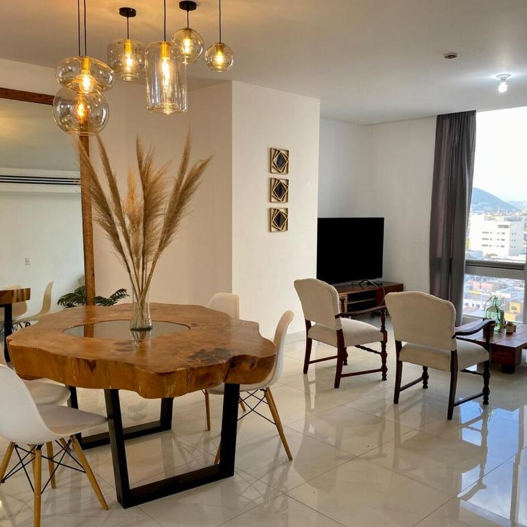 Departamento dentro paseo Santa Lucía Monterrey - Two-Bedroom Apartment - 33