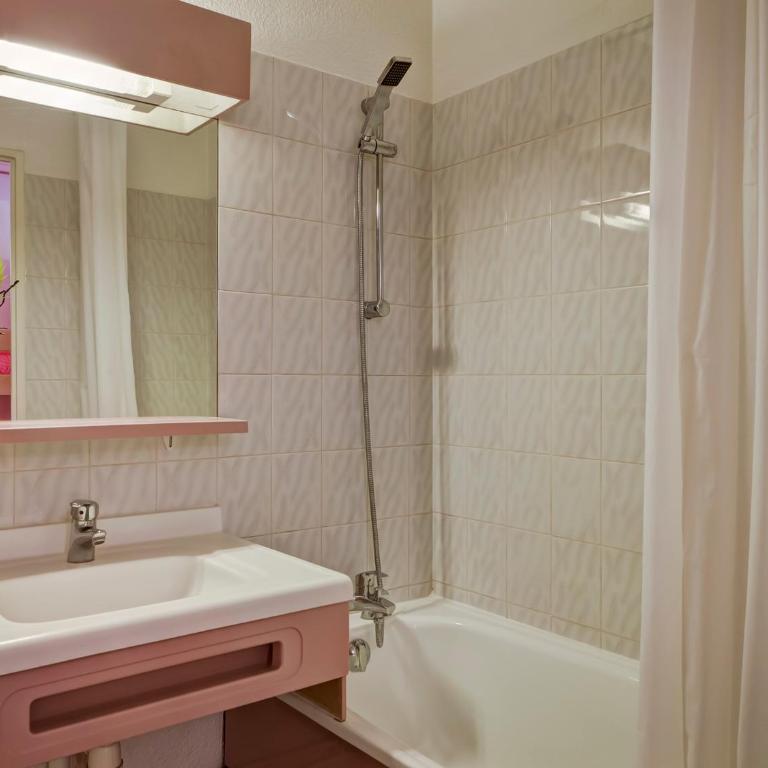 Studio rénové 2* pour 4 pers, Brides-les-Bains, avec Wifi et parking - Studio - 7