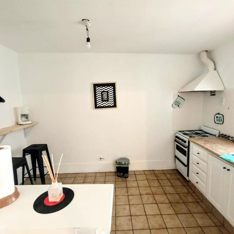 Delakay alojamiento 5 - Room #1586361501 - 1