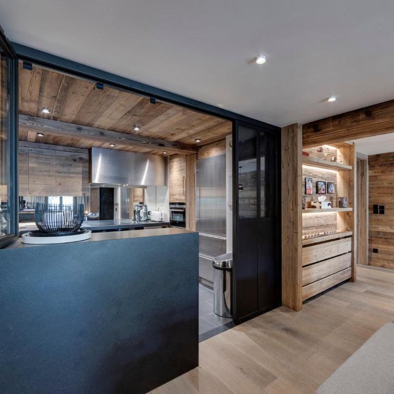 Appartement spacieux avec cheminée, parking, Val-d'Isère - FR-1-567-138 - Apartment - 3