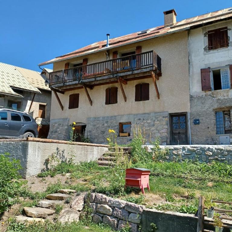 Appartement 4 personnes sur les hauteurs d'Eygliers - Appartement 2 Chambres - Vue sur Jardin - 9