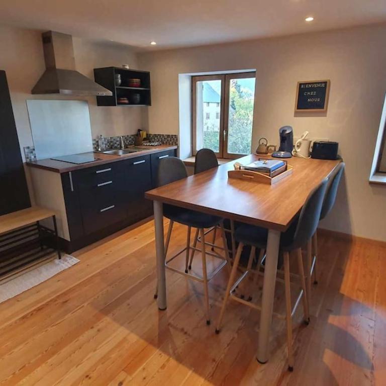 Appartement 4 personnes sur les hauteurs d'Eygliers - Appartement 2 Chambres - Vue sur Jardin - 1
