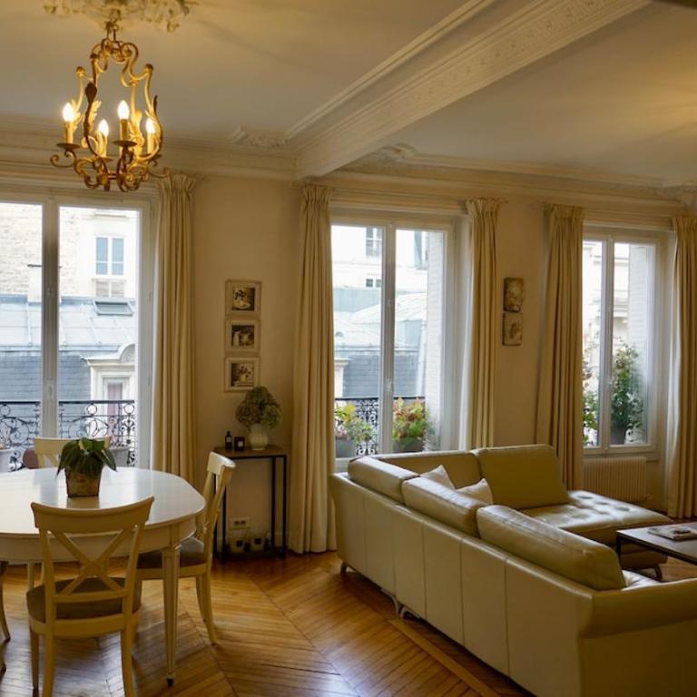 Steps to Luxembourg Gardens Bright Family Flat - Appartement - 4