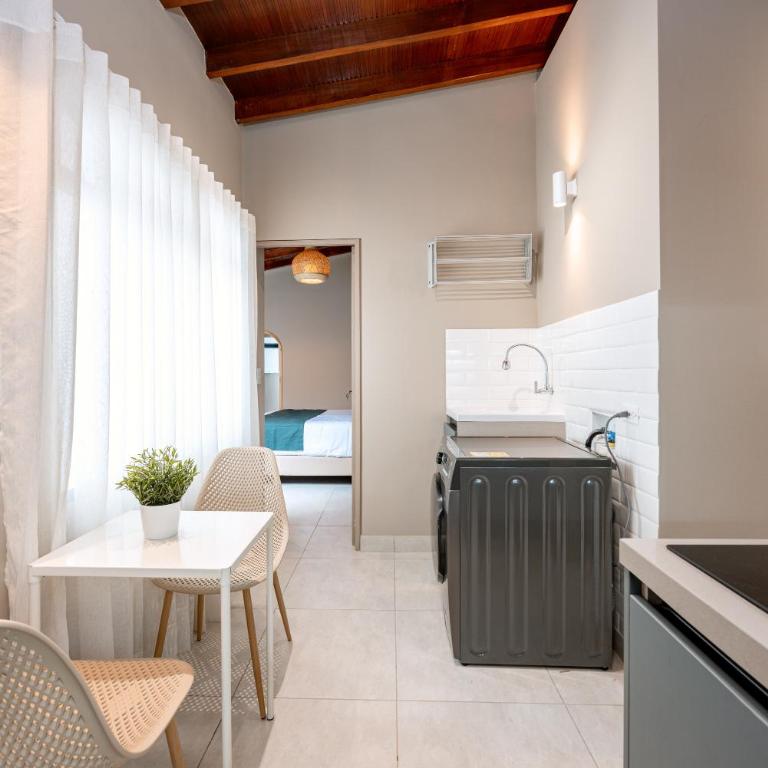 Lucas L - Two-Bedroom Apartment - 12