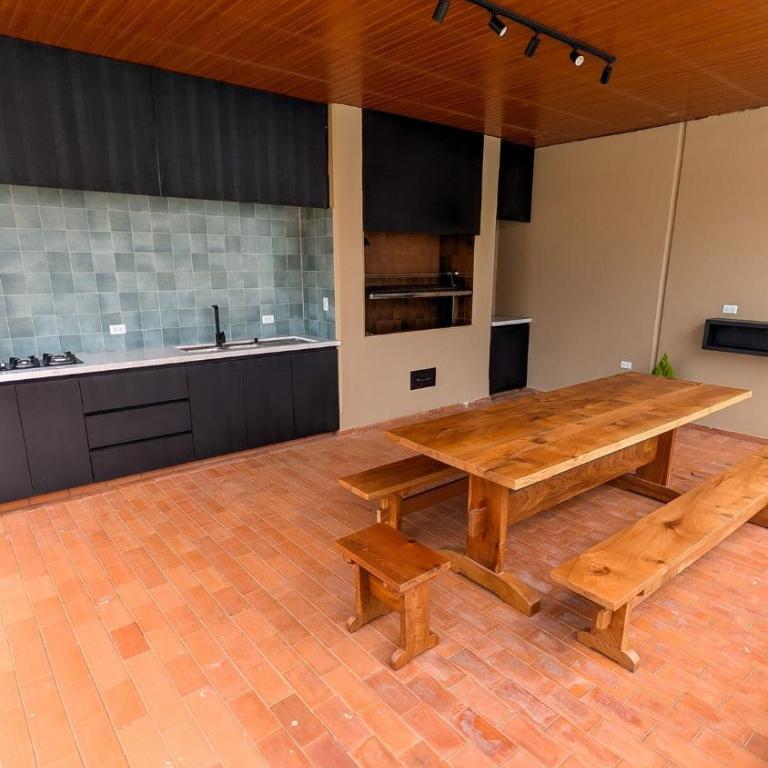 Casa Baita Familiar con piscina, zona Pirai - Room #1586371801 - 18
