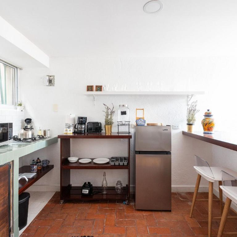 Apartment Next to Callejón de los Sapos: Comfort + Parking - One-Bedroom Apartment - 22