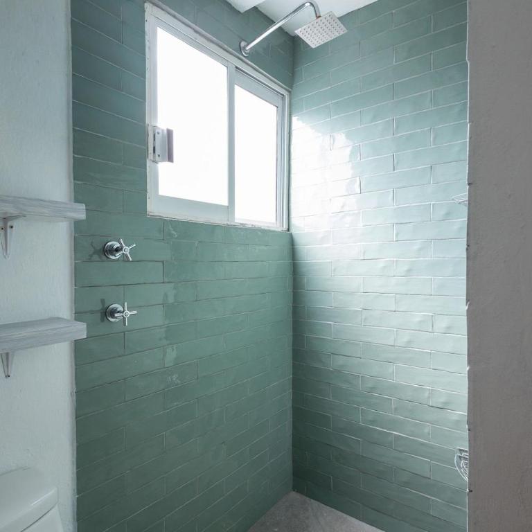 Apartment Next to Callejón de los Sapos: Comfort + Parking - One-Bedroom Apartment - 15
