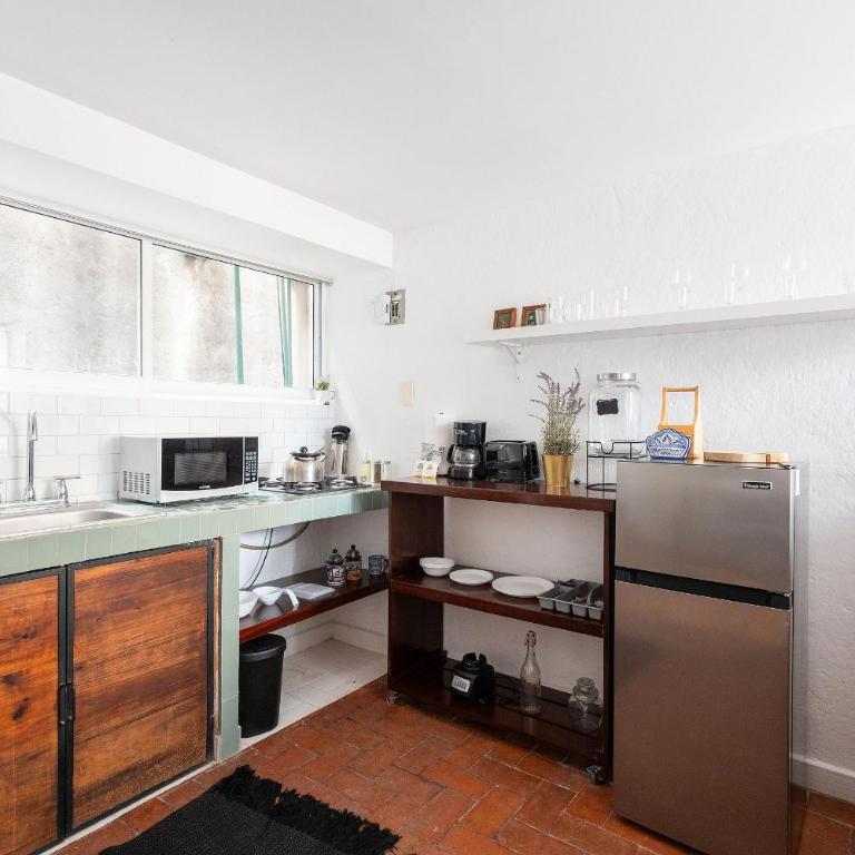 Apartment Next to Callejón de los Sapos: Comfort + Parking - One-Bedroom Apartment - 20
