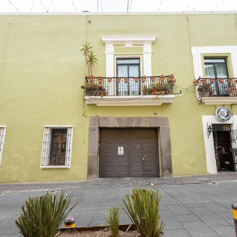 Apartment Next to Callejón de los Sapos: Comfort + Parking - One-Bedroom Apartment - 33