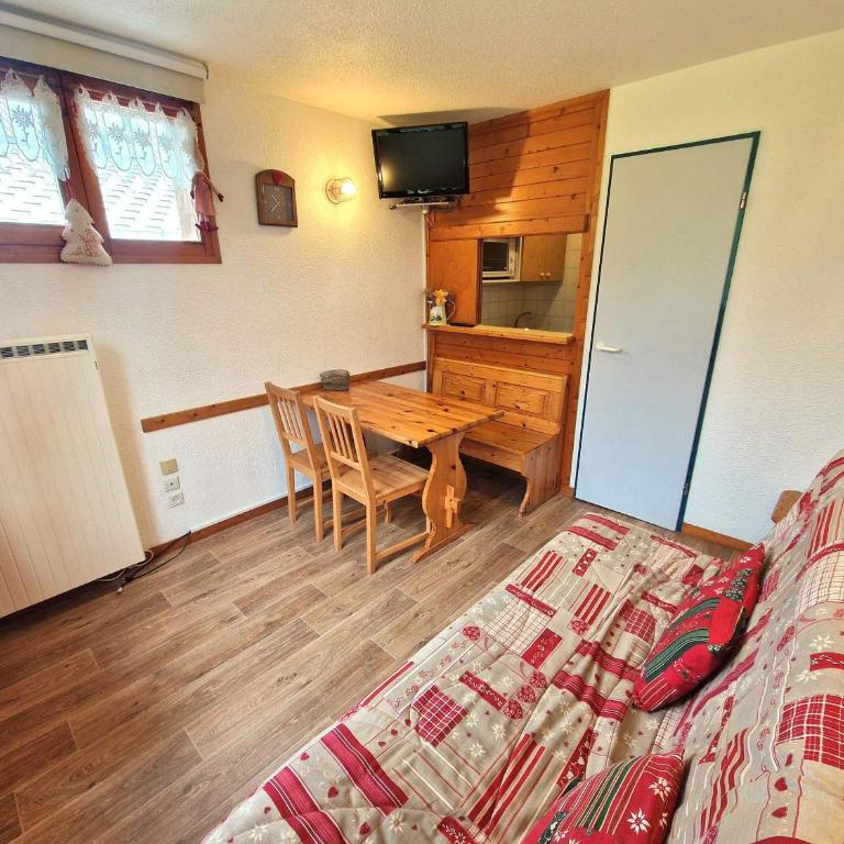 Studio 4 pers au cœur de Valfréjus, balcon, TV, casier à skis - FR-1-265-208 - Studio - 5