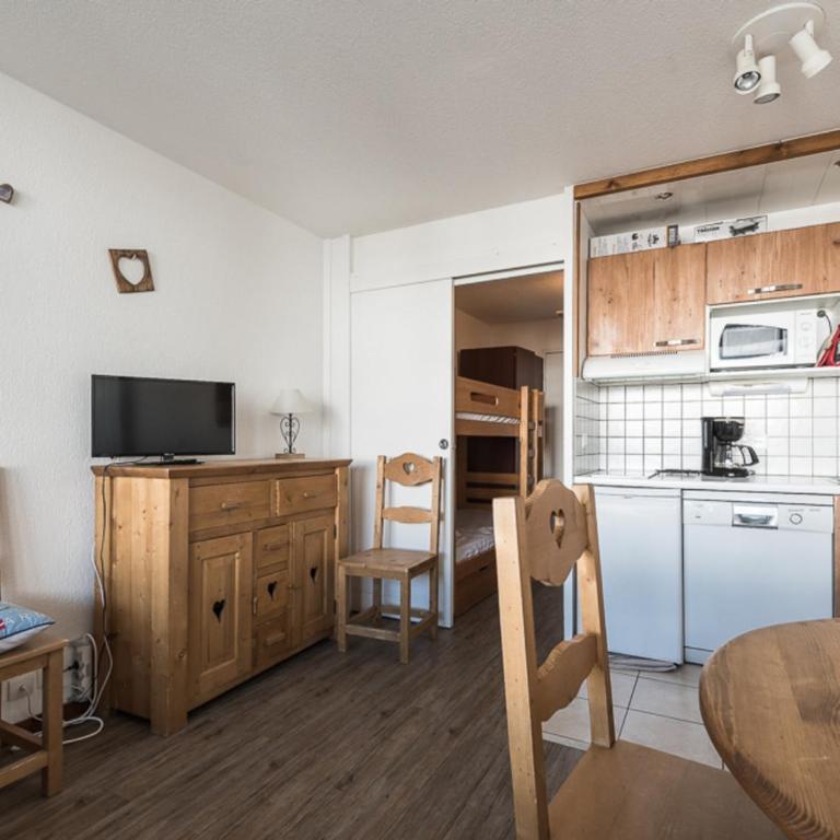 Studio confortable proche pistes, balcon sud, 4 pers - FR-1-502-419 - Studio - 6