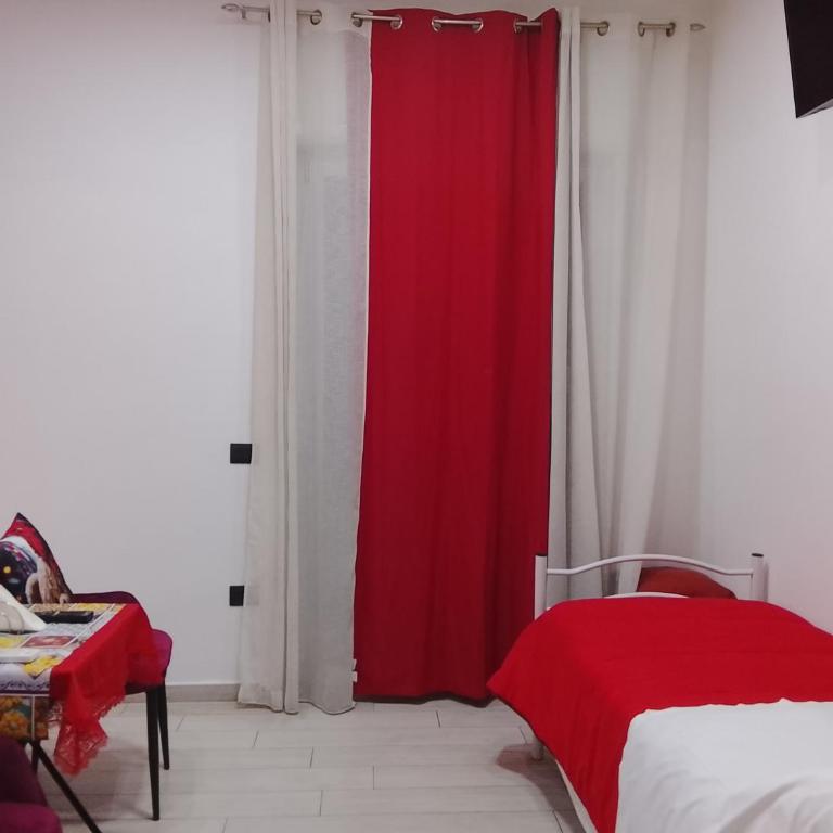 Pompei Domus Michaeli Bed & Breakfast - Camera Tripla con Bagno Privato - 11