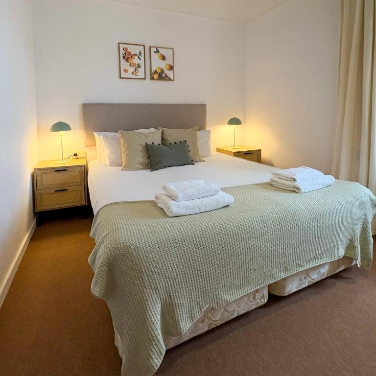 Stay U-nique Apartments Borbó - Three-Bedroom Apartment - 14
