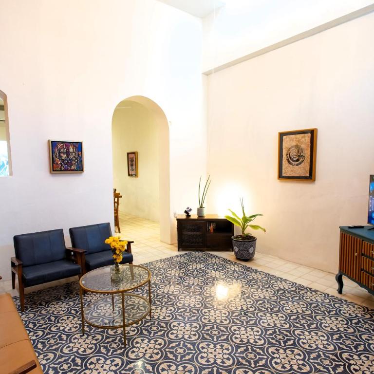 Tropical Paradise in the Centro Historico of Merida - Two-Bedroom Apartment - 3