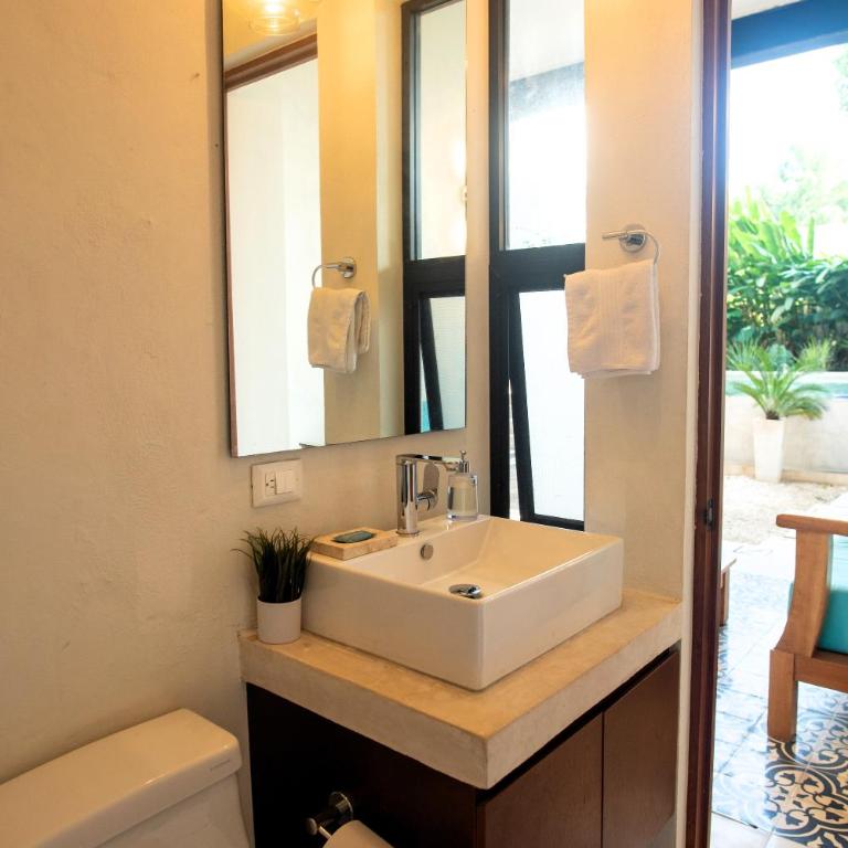 Tropical Paradise in the Centro Historico of Merida - Two-Bedroom Apartment - 33