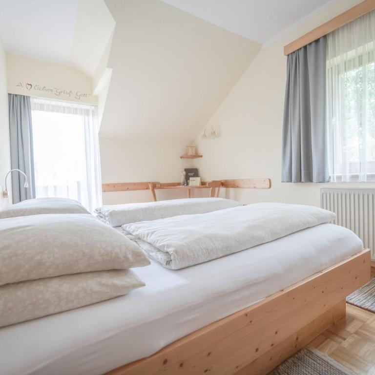 Gästehaus Maurer/Bader - Doppelzimmer mit Balkon - 3