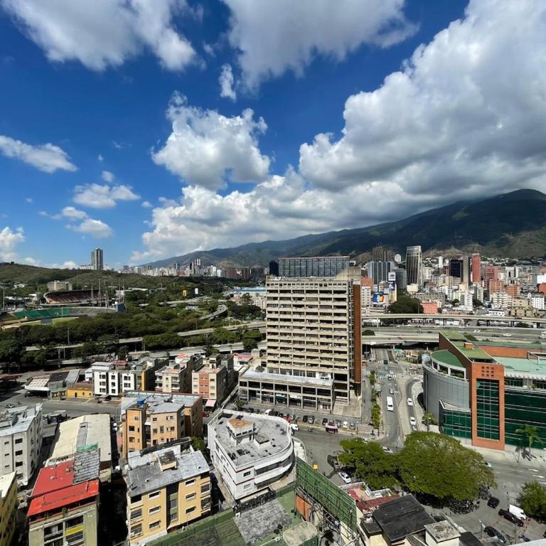 Colinas de bello monte - Three-Bedroom Apartment - 23