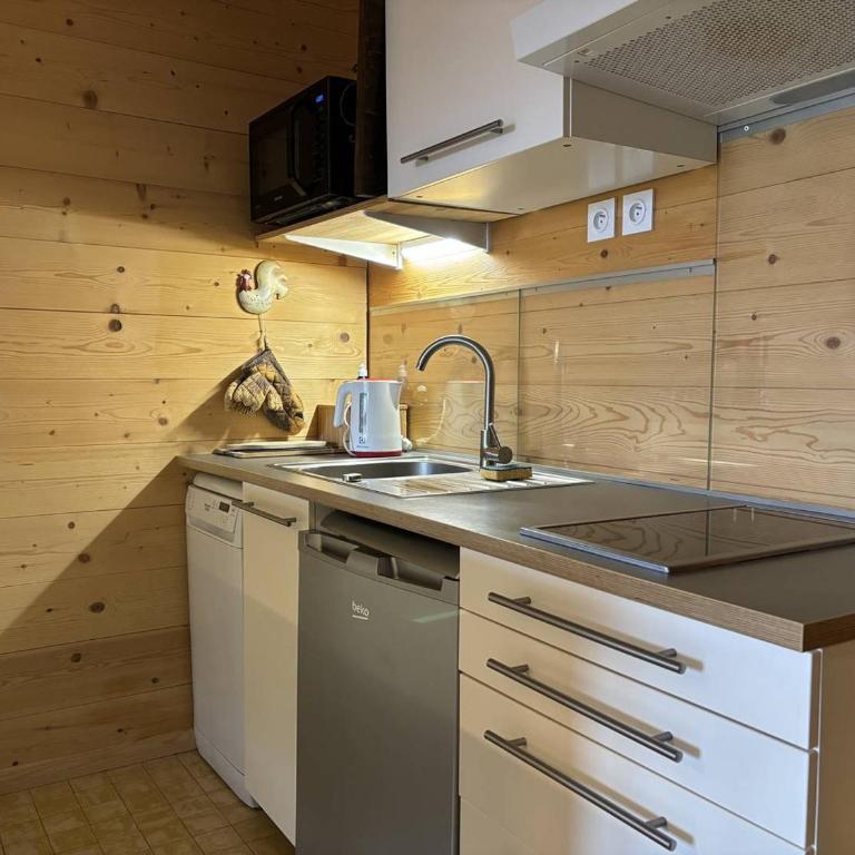 Charmant appartement fonctionnel près du centre bourg, balcon et parking gratuit - FR-1-548-2 - Appartamento (4 Adulti) - 5
