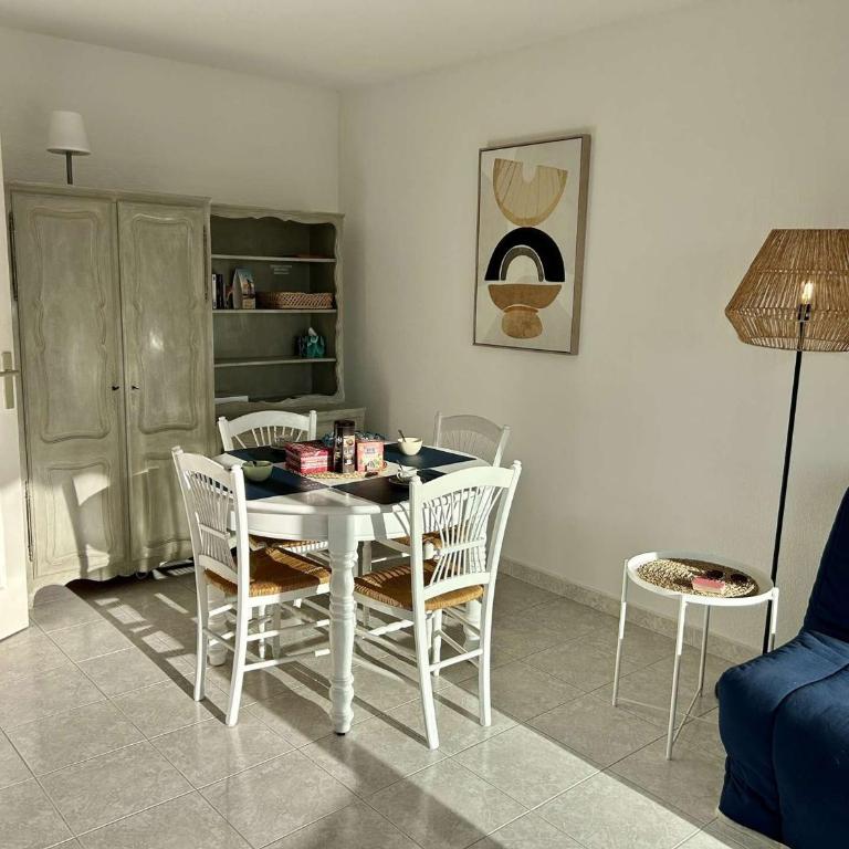 Appartement avec piscine et terrasse, proche plage, climatisé, garage à Fréjus - FR-1-226A-184 - Apartment - 18