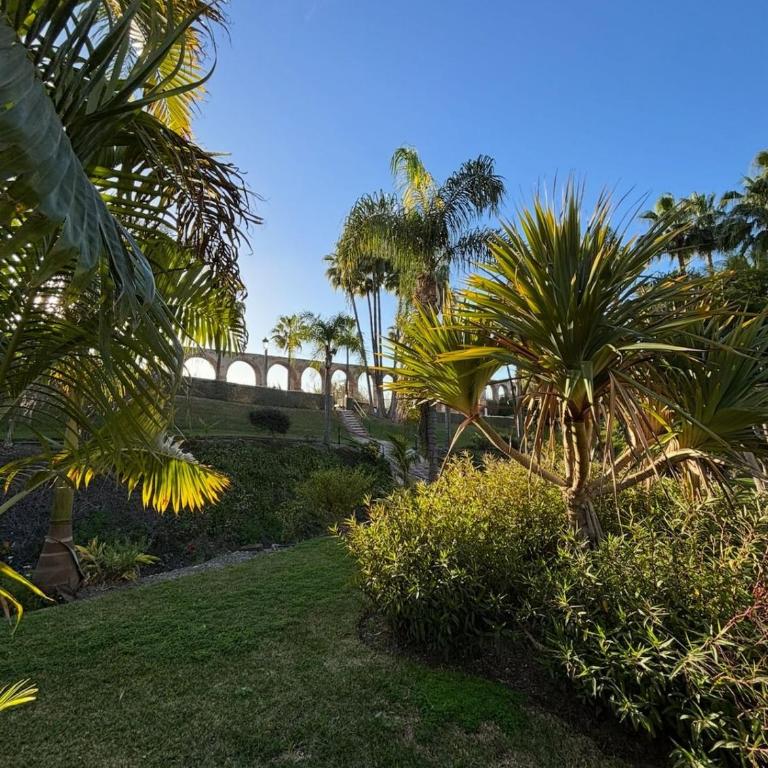 Sunny Flat with Pools & Terrace in Oasis of Nerja - Apartamento de 2 dormitorios - 8