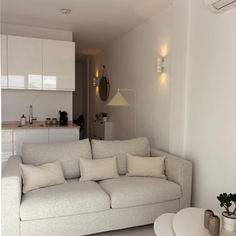 Sunny Flat with Pools & Terrace in Oasis of Nerja - Apartamento de 2 dormitorios - 13