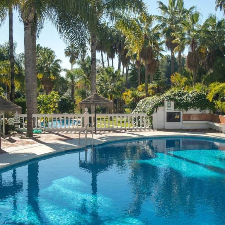 Sunny Flat with Pools & Terrace in Oasis of Nerja - Apartamento de 2 dormitorios - 27