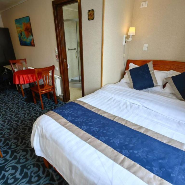 Hotel Vista Mar - Deluxe Room - 5