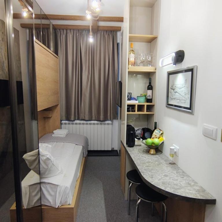 Star Hill 3R - One-Bedroom Apartment - 1