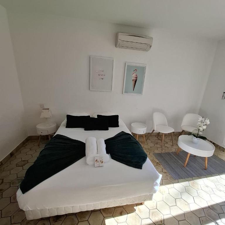 Les Suites de Robinson 08 - Standing Presta - Monolocale King Deluxe - 7