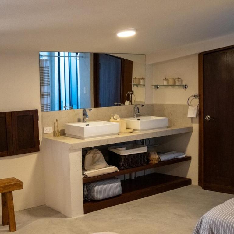 Hacienda Cabo Bello - 7 rooms with Jacuzzi - Villa - 10