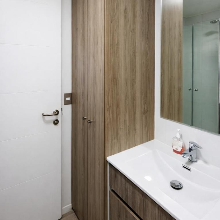 Estudio Moderno y Cómodo, Piso 7 Centro Chillán con Parking Opcional - One-Bedroom Apartment - 9