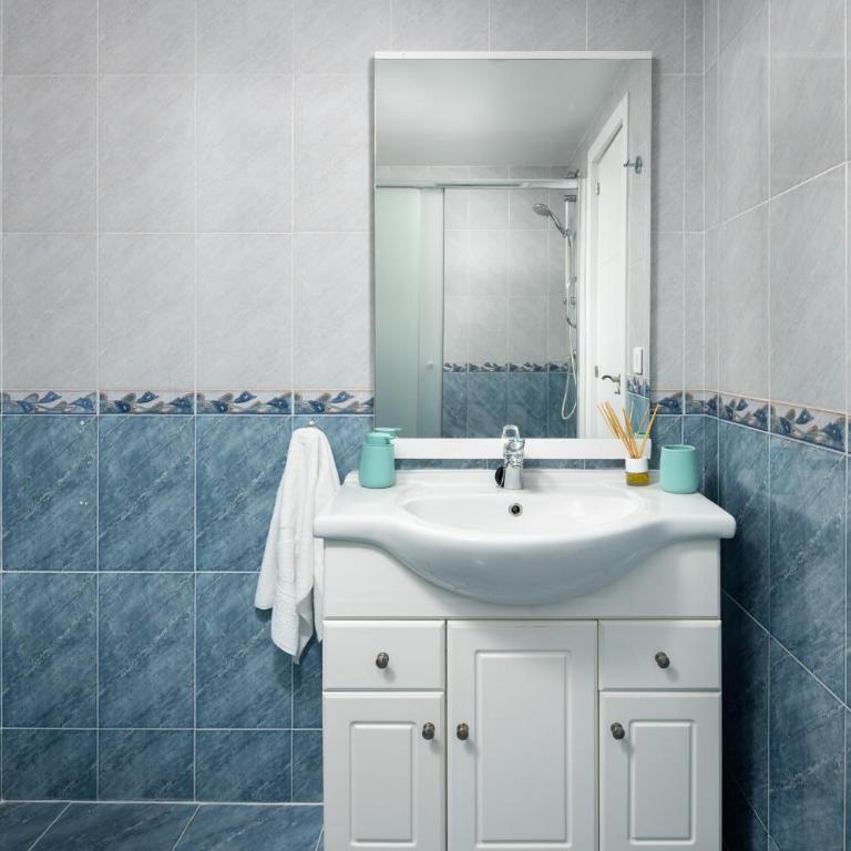 Marina Dorada by Alfresco Stays - Apartamento de 2 dormitorios con terraza - 14