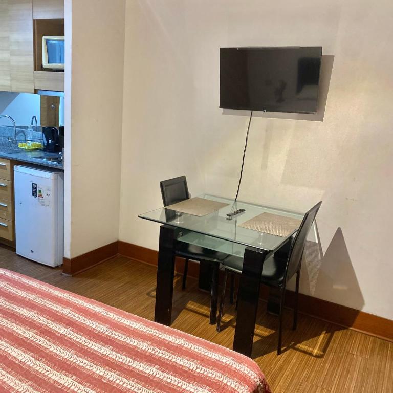Depto cercano a Todo pasos Metro U de CHile - One-Bedroom Apartment - 7