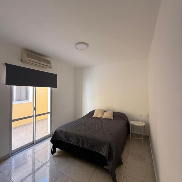 Yrigoyen Aparts - Apartamento de 1 dormitorio - 2