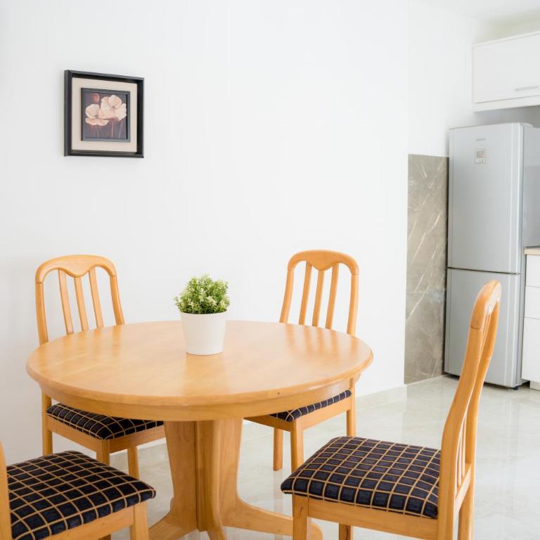 Crown 333 - Apartman sa 2 Spavaće Sobe - 1