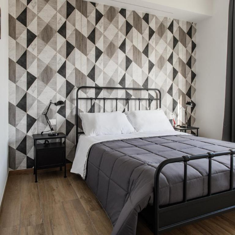 Seven Nap - Central Rooms - Camera Matrimoniale - 4
