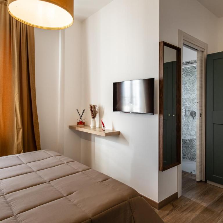 Seven Nap - Central Rooms - Camera Matrimoniale con Letto Supplementare - 1