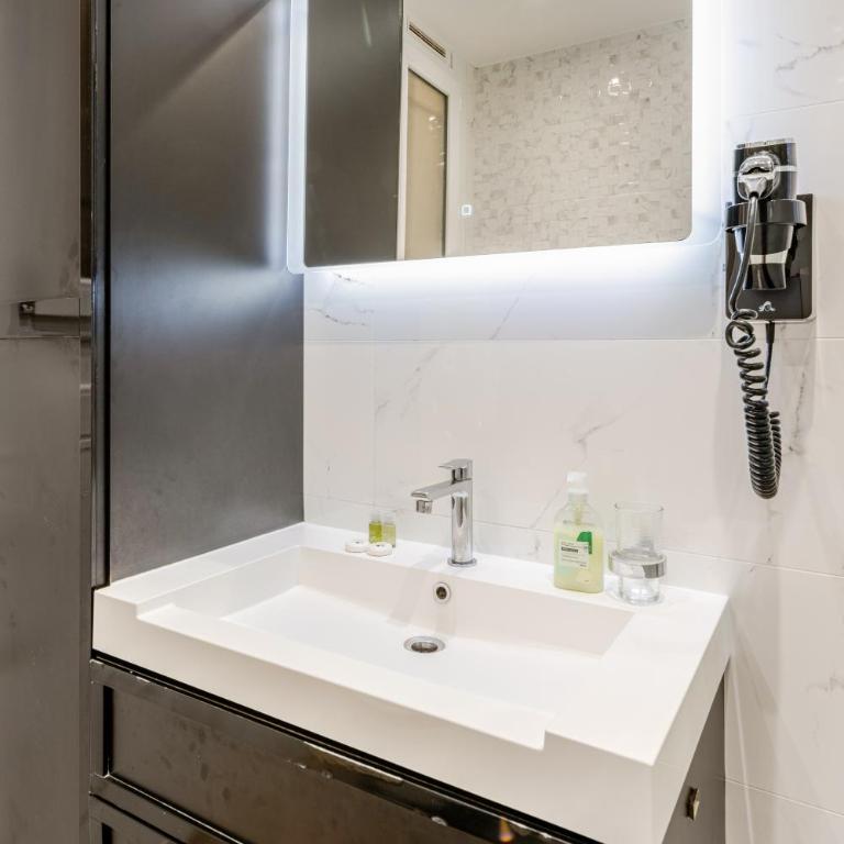Chic Studio for 4 on Champs Elysees Avenue - Monolocale - 10