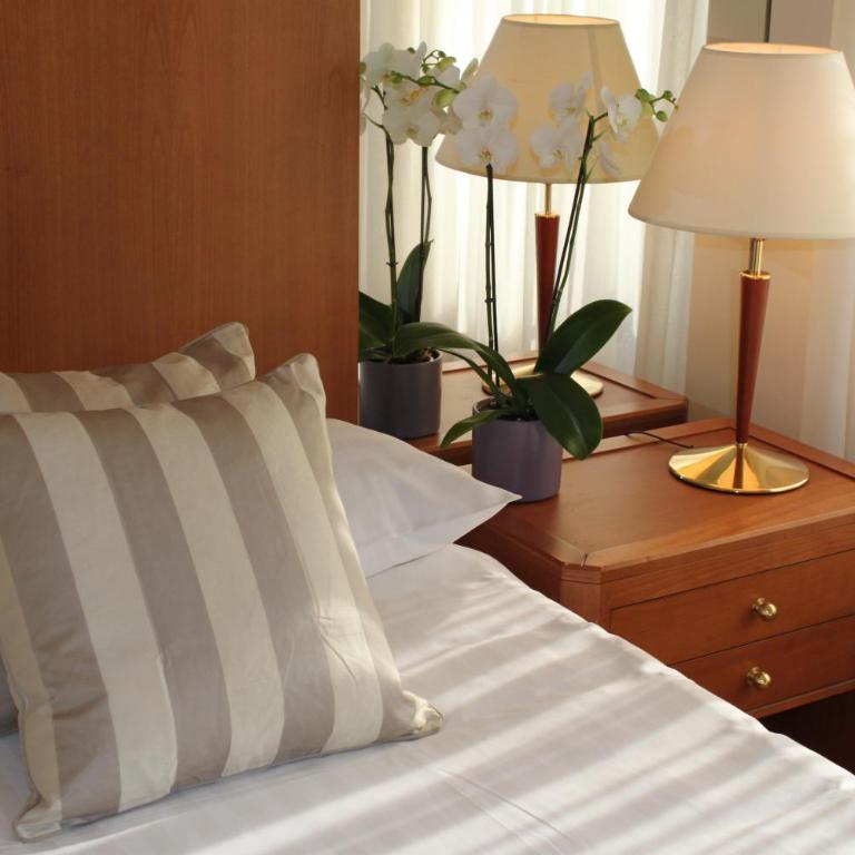 Royal Plaza Montreux - Standard Doppelzimmer mit Balkon – Park- und Seeblick - 8