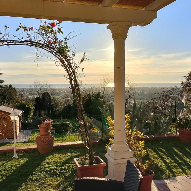 Splendida Casa A Camaiore Con Vista Mare - Casa Vacanze con 2 Camere da Letto - 3