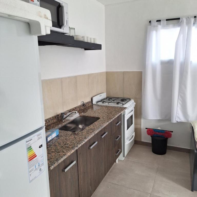 departamentos para 4 personas ,N1, Aire acondicionado Wifi TvCable Parrilla - One-Bedroom Apartment - 3