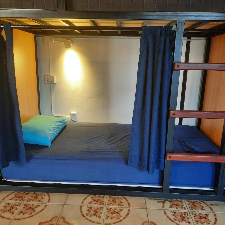 Santa cruz Backpacker Hostel - Habitación Compartida Mixta de 8 camas - 3