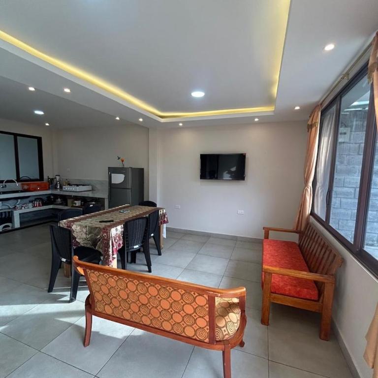 My house in Macas, Sevilla Don Bosco - Five-Bedroom House - 25