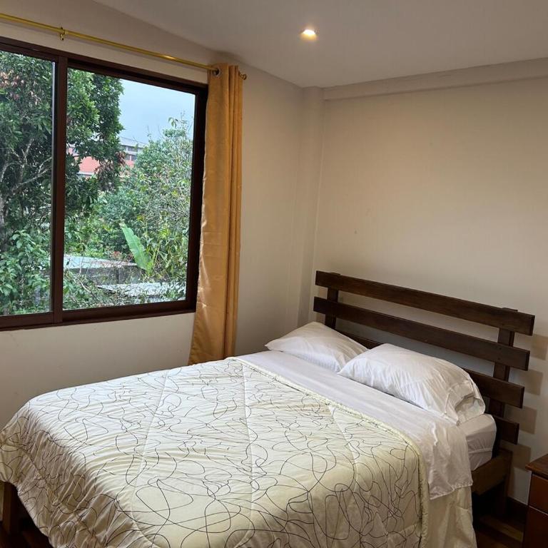 My house in Macas, Sevilla Don Bosco - Five-Bedroom House - 34