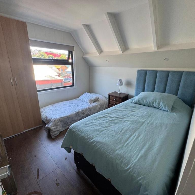 Casa Familiar Parking privado Terraza HotTub - Room #1586568101 - 5