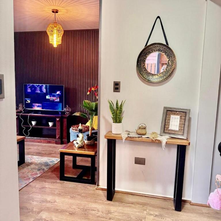 Casa Familiar Parking privado Terraza HotTub - Room #1586568101 - 8